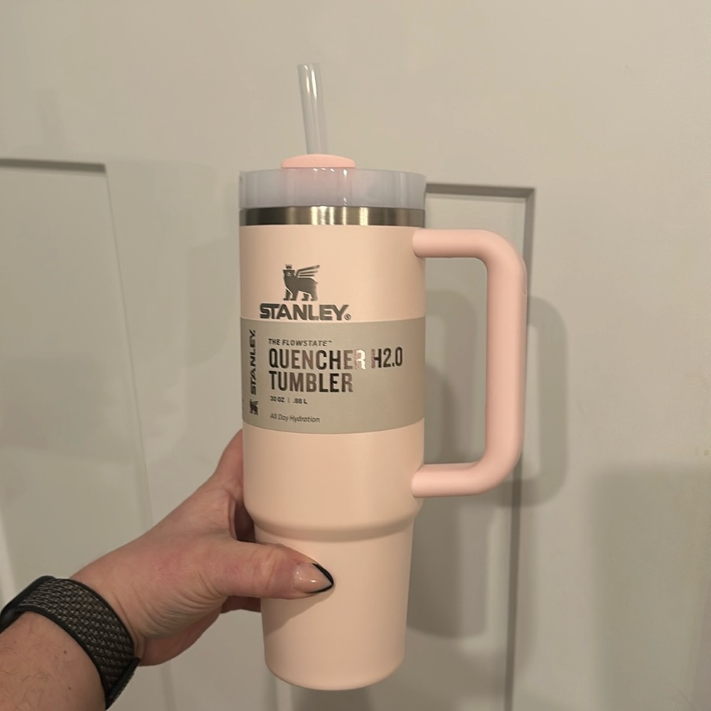 Stanley 30 oz “Bloom”